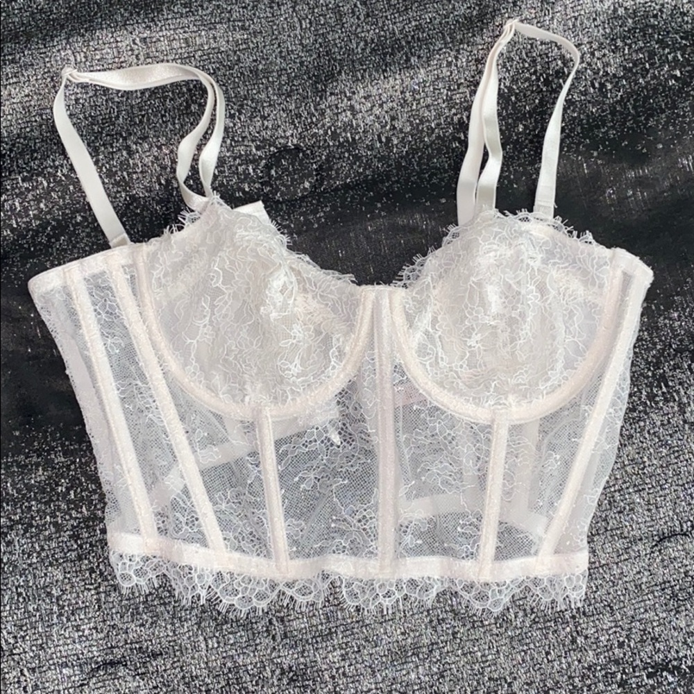 - Like new VS Angel Corset